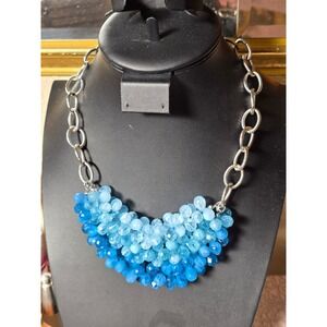 LOFT Blue Ombre Beaded Statement Necklace Silver Tone Faceted Cluster Bib‎ Y2K